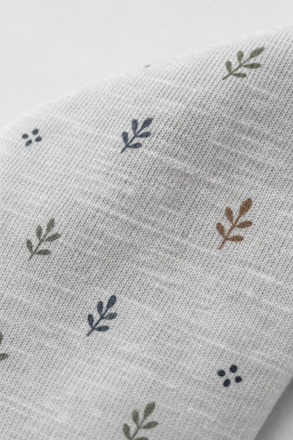 Light Grey Botanical Print Long-Sleeve Tee view 3