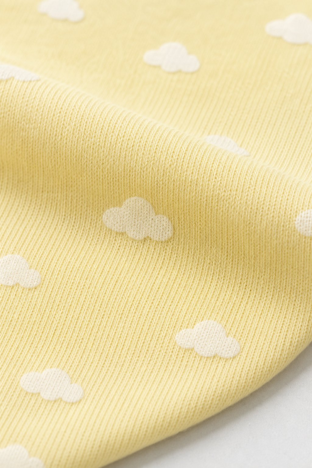 Butter Yellow Cloud Print 2-Piece Loose-Fit Pajamas view 3